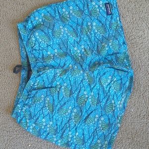 Patagonia baggies size L 5"